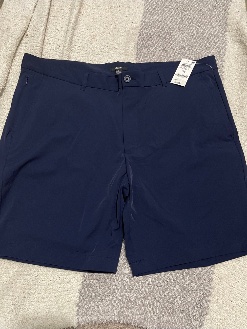 NWT- Alfani - Men’s 38. Active Tech Short